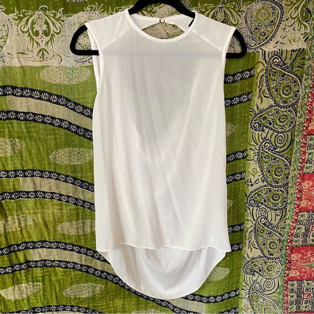 Alice + Olivia Ivory Draped Silk Sleeveless Blouse Size Small